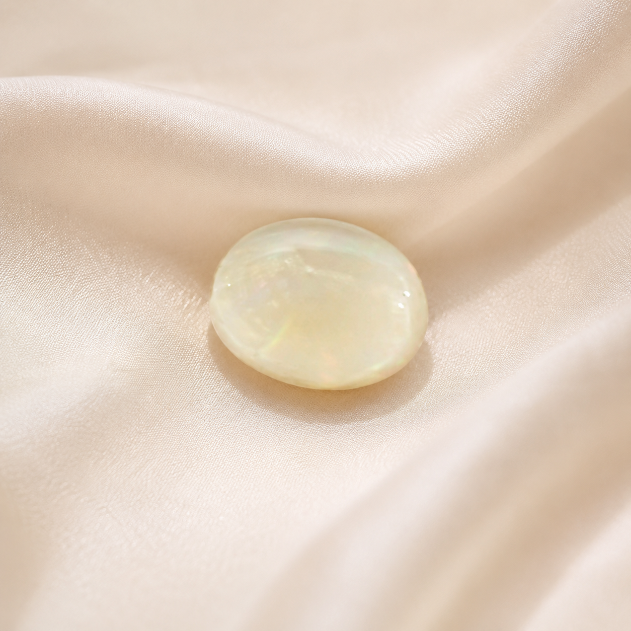 Opal Dudhiya Patthar 5.37 Carat certified gemstone