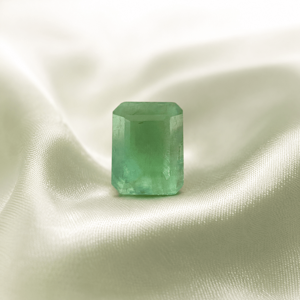 Emerald (Panna) - 5.94 Carat - Astrosaras