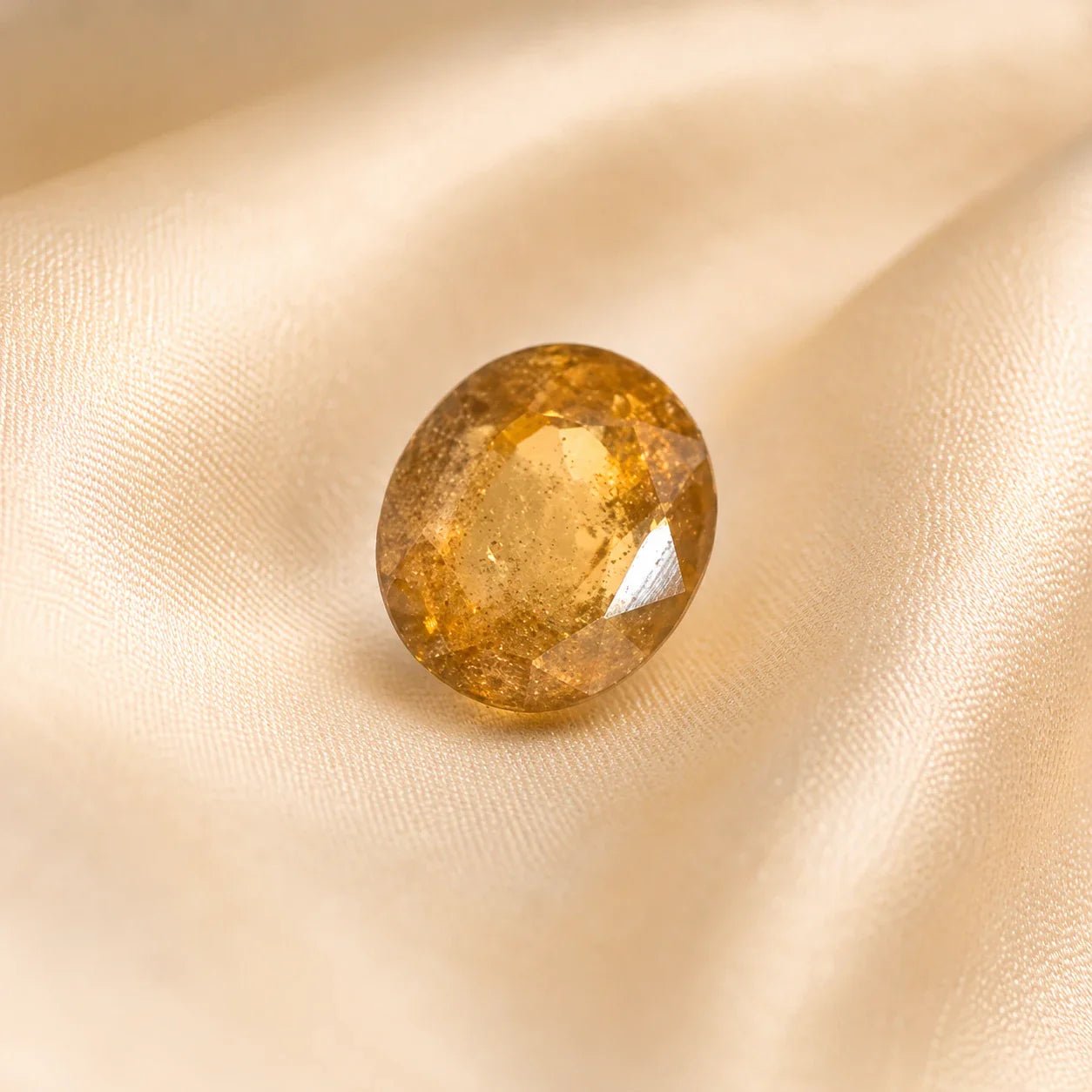Hessonite (Gomed) - 4.79 Carat - Astrosaras