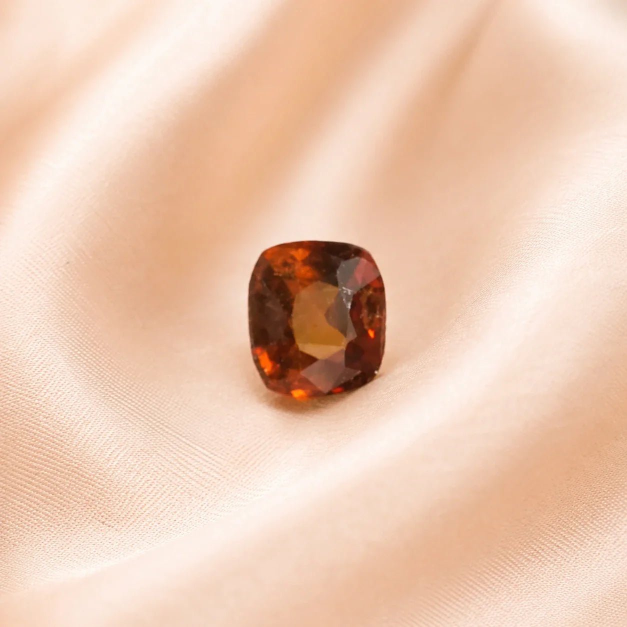 Hessonite (Gomed) - 4.85 Carat - Astrosaras