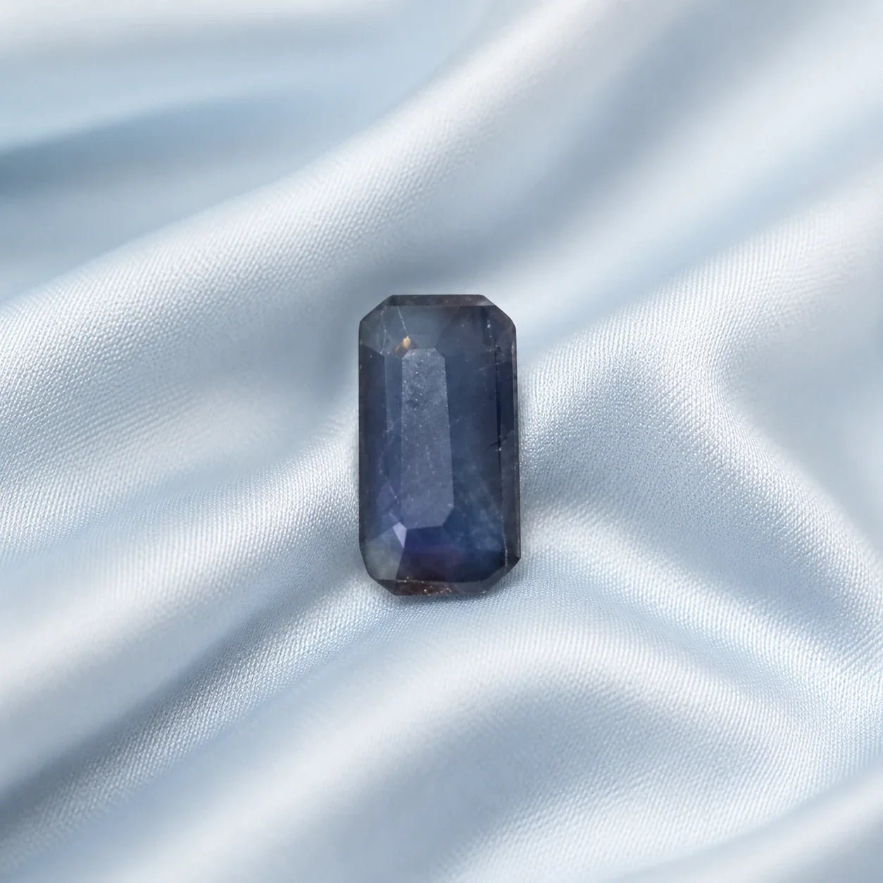 Neelam - 4.83 Carat - Astrosaras