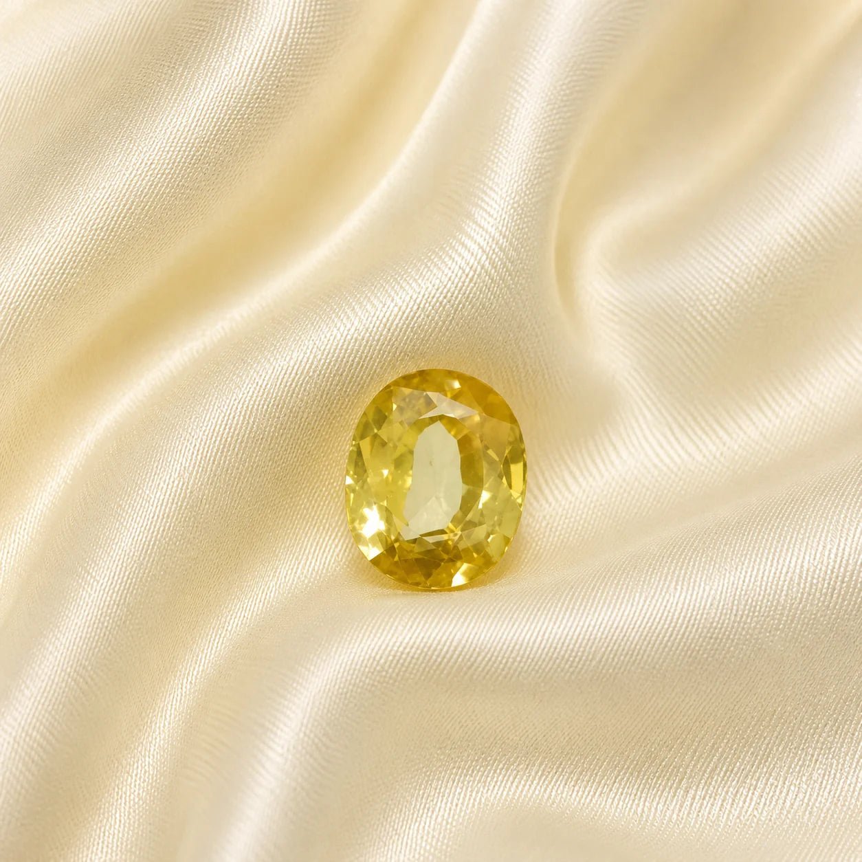 Yellow Sapphire (Pukhraj) 6.78 Carat - Astrosaras