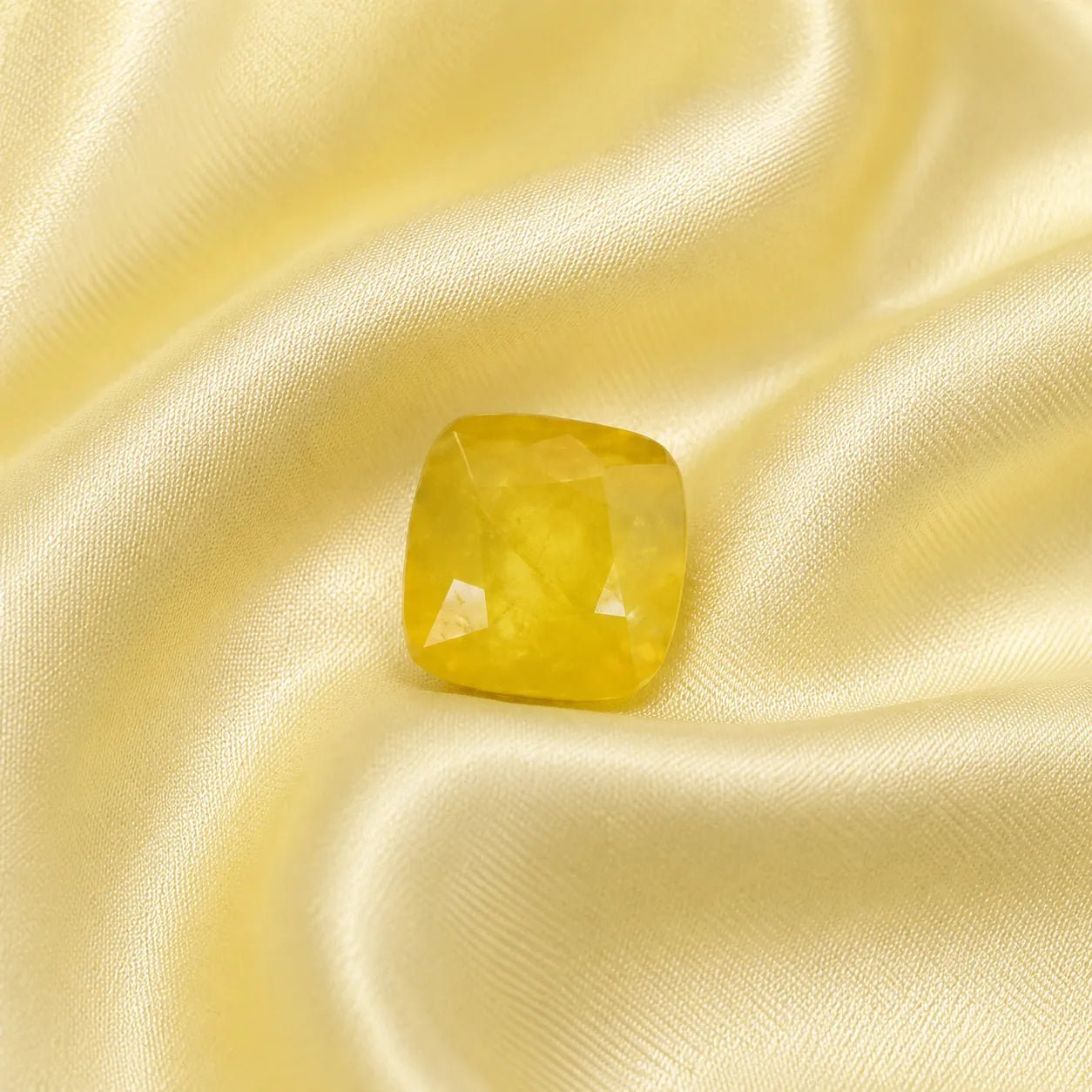 Yellow Sapphire (Pukhraj) 7.5 Carat - Astrosaras